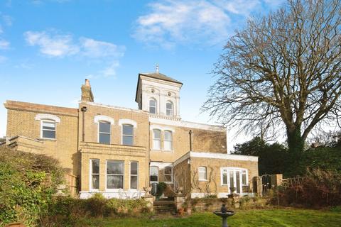 7 bedroom semi-detached house for sale, Hoads Wood Road, Hastings TN34