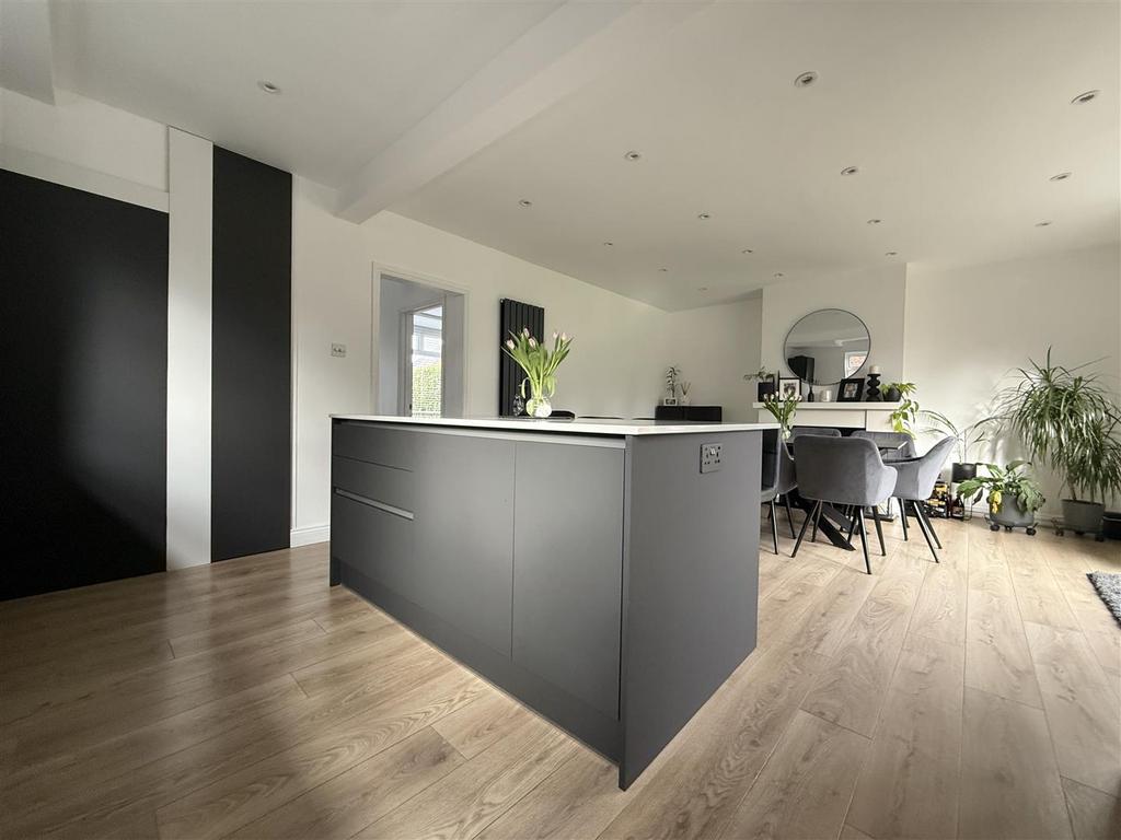 Family Living Kitchen