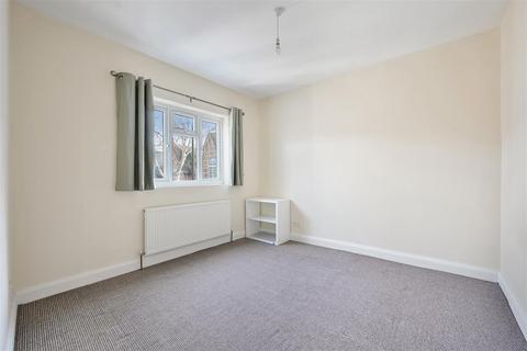 2 bedroom flat to rent, Christchurch Road, Colliers Wood SW19