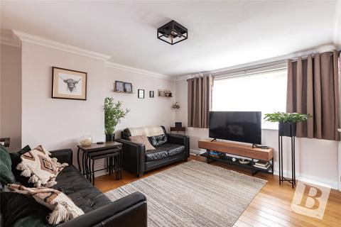 4 bedroom semi-detached house for sale, Enid Way, Colchester, Essex, CO4