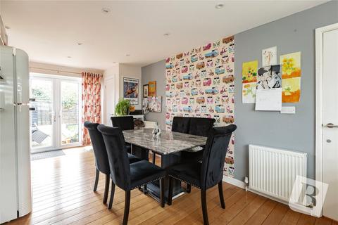 4 bedroom semi-detached house for sale, Enid Way, Colchester, Essex, CO4