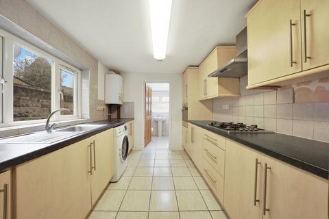 3 bedroom terraced house for sale, Sutherland Road, London