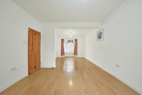 3 bedroom terraced house for sale, Sutherland Road, London