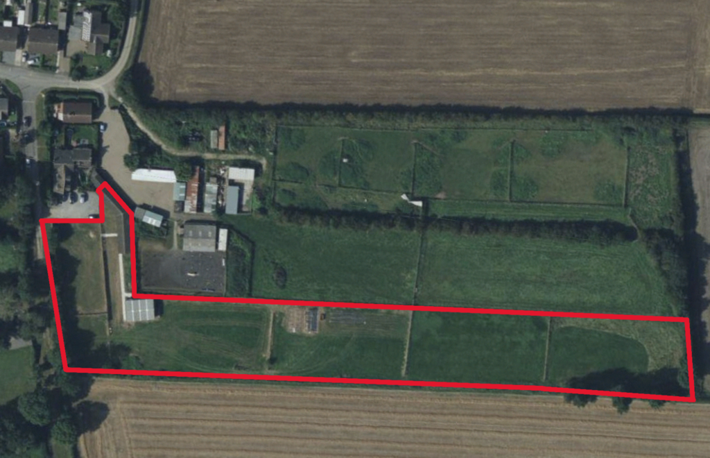 Land, Stables &amp; Workrooms