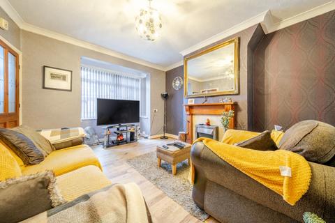 2 bedroom end of terrace house for sale, Spring Bank, Grimsby, Lincolnshire, DN34