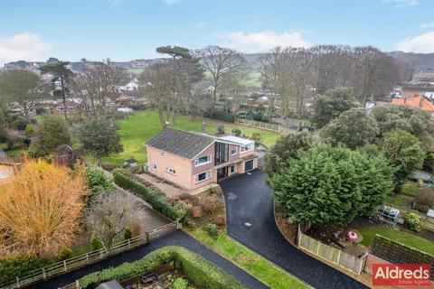 5 bedroom detached house for sale, Station Road, Corton, Lowestoft, Suffolk