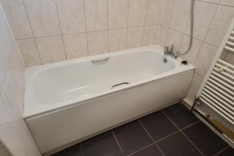 4 bedroom house share to rent, Kemsing Gardens