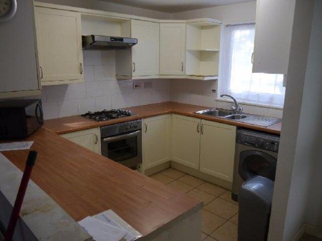 Ulcombe-gardens-ct2-7qz-1040529