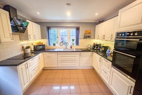 undefined, Greensand Ridge, Maidstone ME17