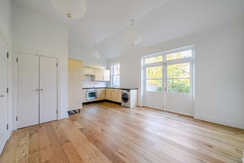 1 bedroom flat for sale, Tressillian Road, Brockley, London, SE4