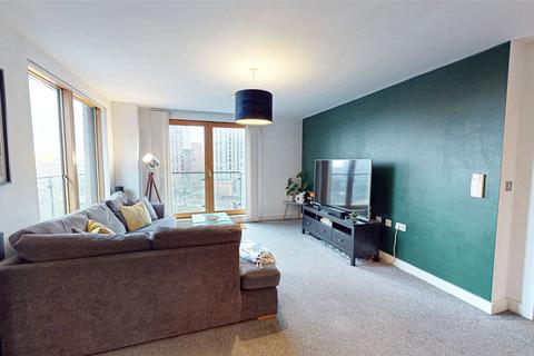2 bedroom apartment for sale, Vallea Court, Manchester M4