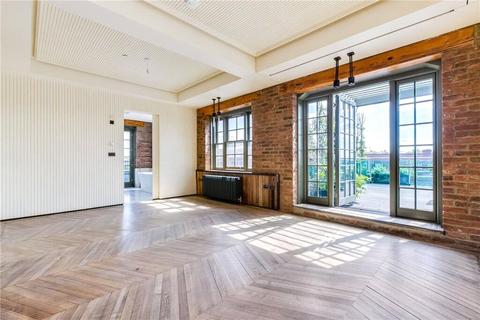 4 bedroom flat to rent, Belmont Street, London, NW1