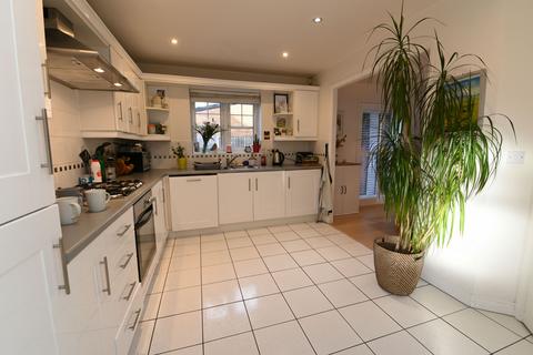 4 bedroom detached house for sale, 1 Roving Bridge Rise, Agecroft, Swinton - M27 8AF