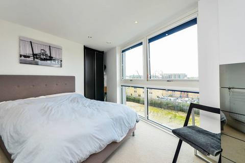 2 bedroom flat to rent, Dowells Street, Greenwich, London, SE10