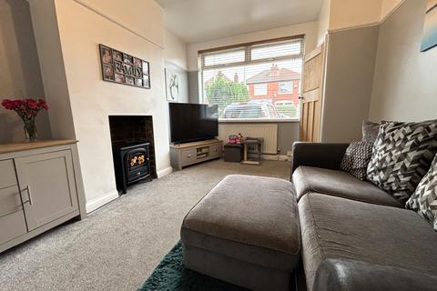 2 bedroom semi-detached house for sale, Clovelly Road, Offerton