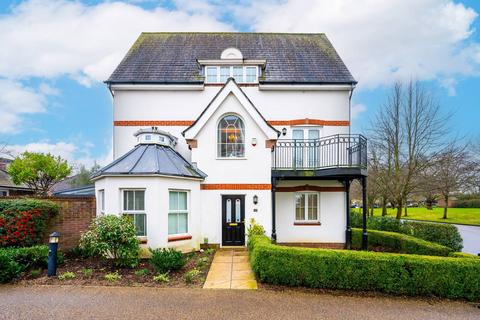5 bedroom semi-detached house for sale, Railton Road, Queen Elizabeth Park, Guildford, GU2