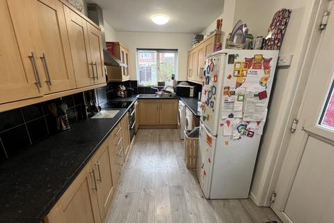 3 bedroom semi-detached house for sale, Shelley Road, Reddish