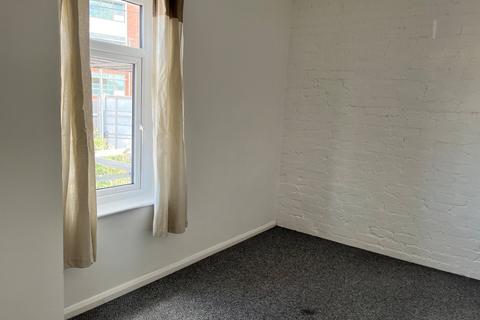 2 bedroom terraced house to rent, Cook Street, Prescot L35