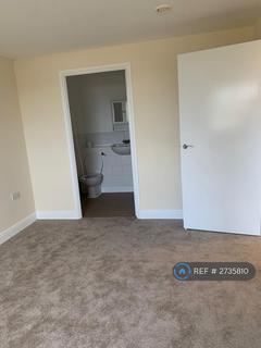2 bedroom flat to rent, Orton Grove, London, EN1