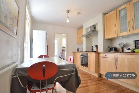 1 bedroom in a house share to rent, Byne Road, London, SE26