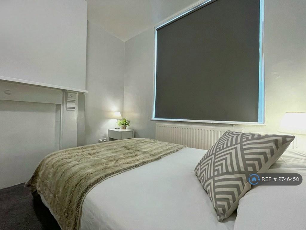 Flat b