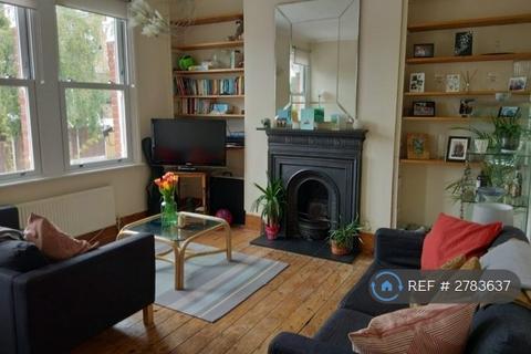 2 bedroom flat to rent, Streatham Hill, London, SW16