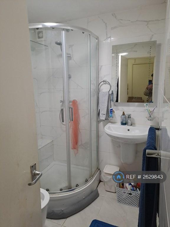 Bathroom Wc Shower