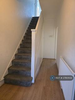 3 bedroom end of terrace house to rent, Brook St, Erith, DA8