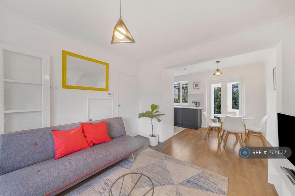 Open Plan Living-Dining