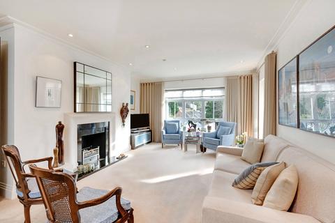 3 bedroom apartment for sale, Mountview Close, London, NW11