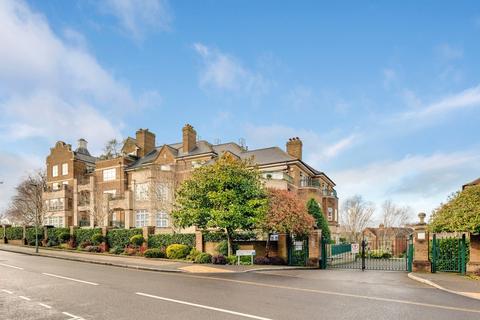 Mountview Close, London, NW11