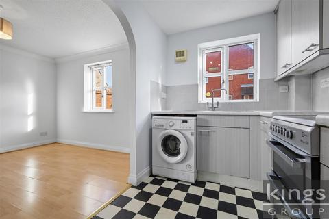 1 bedroom apartment for sale, Aynsley Gardens, Church Langley