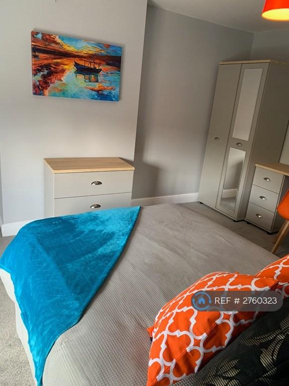 Queen Bed And Furniture