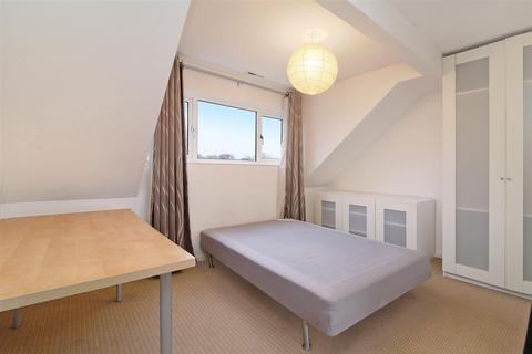 undefined, Willow View, Surrey SW19