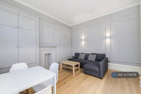 1 bedroom flat to rent, Bank Chambers, London, SW1Y