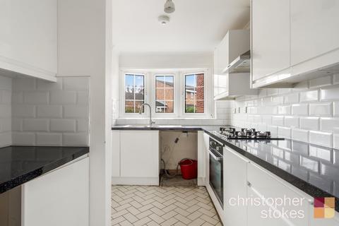 3 bedroom terraced house for sale, Elderbek Close, Cheshunt, Hertfordshire, EN7 6HT