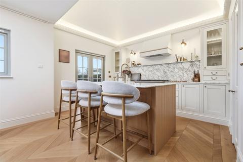 undefined, Padhams Green, Mountnessing, Brentwood, Essex, CM13