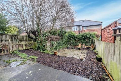 2 bedroom flat for sale, 48 Benton Road, High Heaton, Newcastle upon Tyne