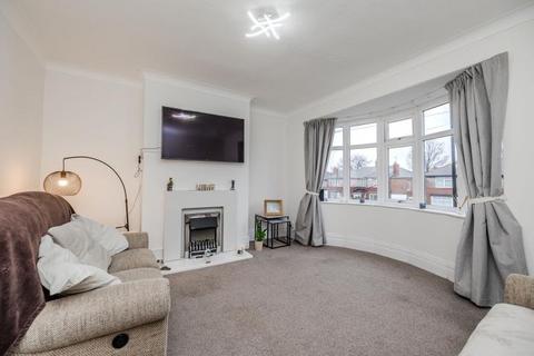 2 bedroom flat for sale, 48 Benton Road, High Heaton, Newcastle upon Tyne