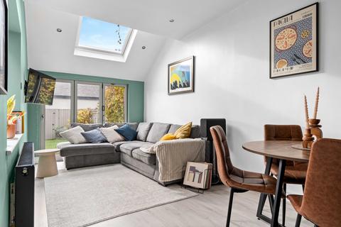 4 bedroom terraced house for sale, Poplar Grove, Sale