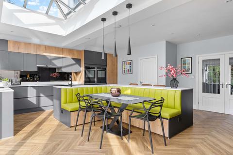 5 bedroom detached house for sale, Harewood Avenue, Sale