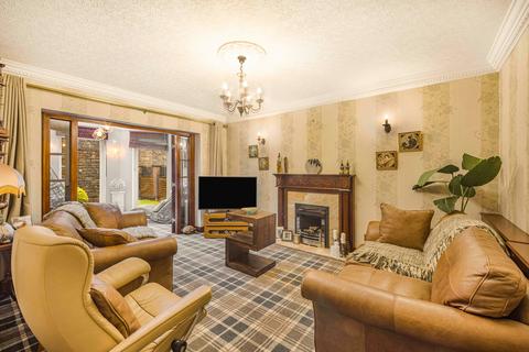 4 bedroom detached house for sale, Millbrook Close, Shaw, Oldham