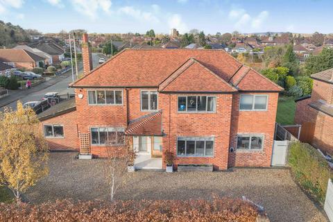 4 bedroom detached house for sale, Kenilworth Road, Sale