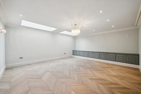 undefined, Coombe Lane, London SW20