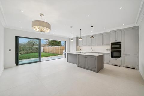 5 bedroom detached house to rent, Coombe Lane, London SW20