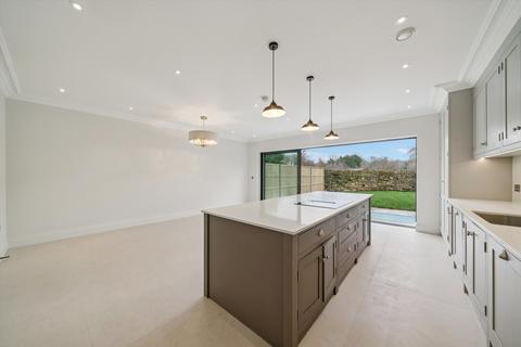 5 bedroom detached house to rent, Coombe Lane, London SW20