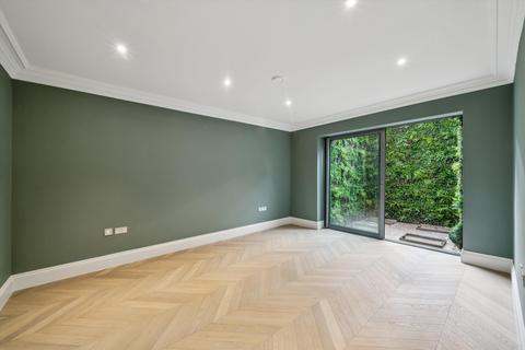 5 bedroom detached house to rent, Coombe Lane, London SW20