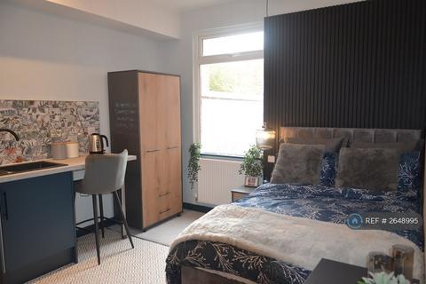 undefined, Queens Avenue, Chester, CH1