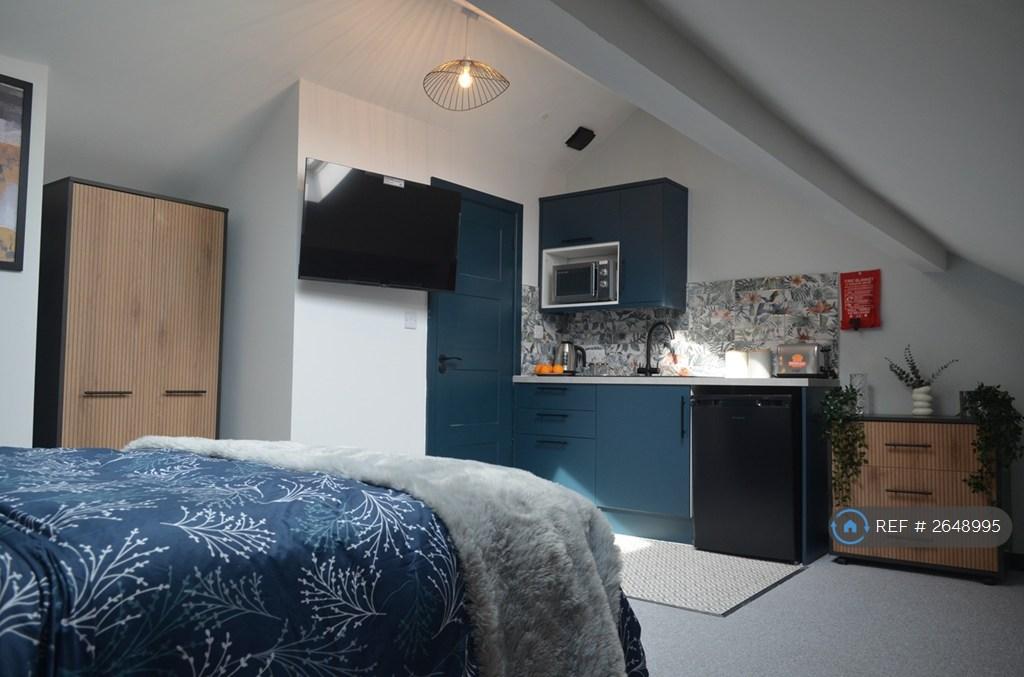 Room 7