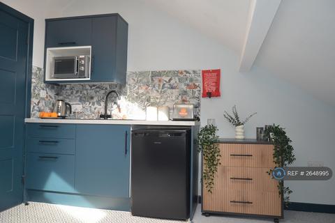 undefined, Queens Avenue, Chester, CH1